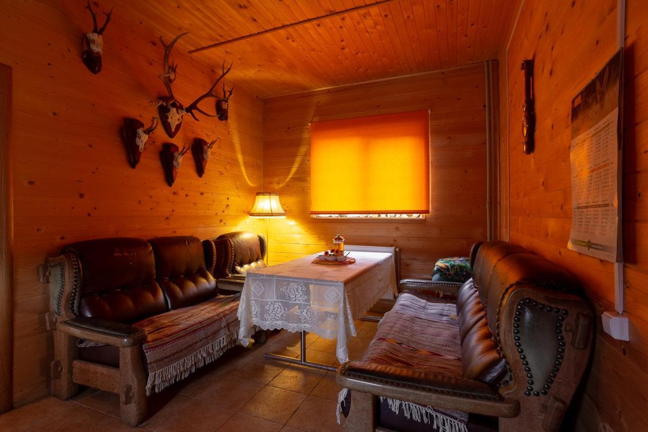 Gostynnyi Dvir Burkut Hotel Verkhovyna Buitenkant foto