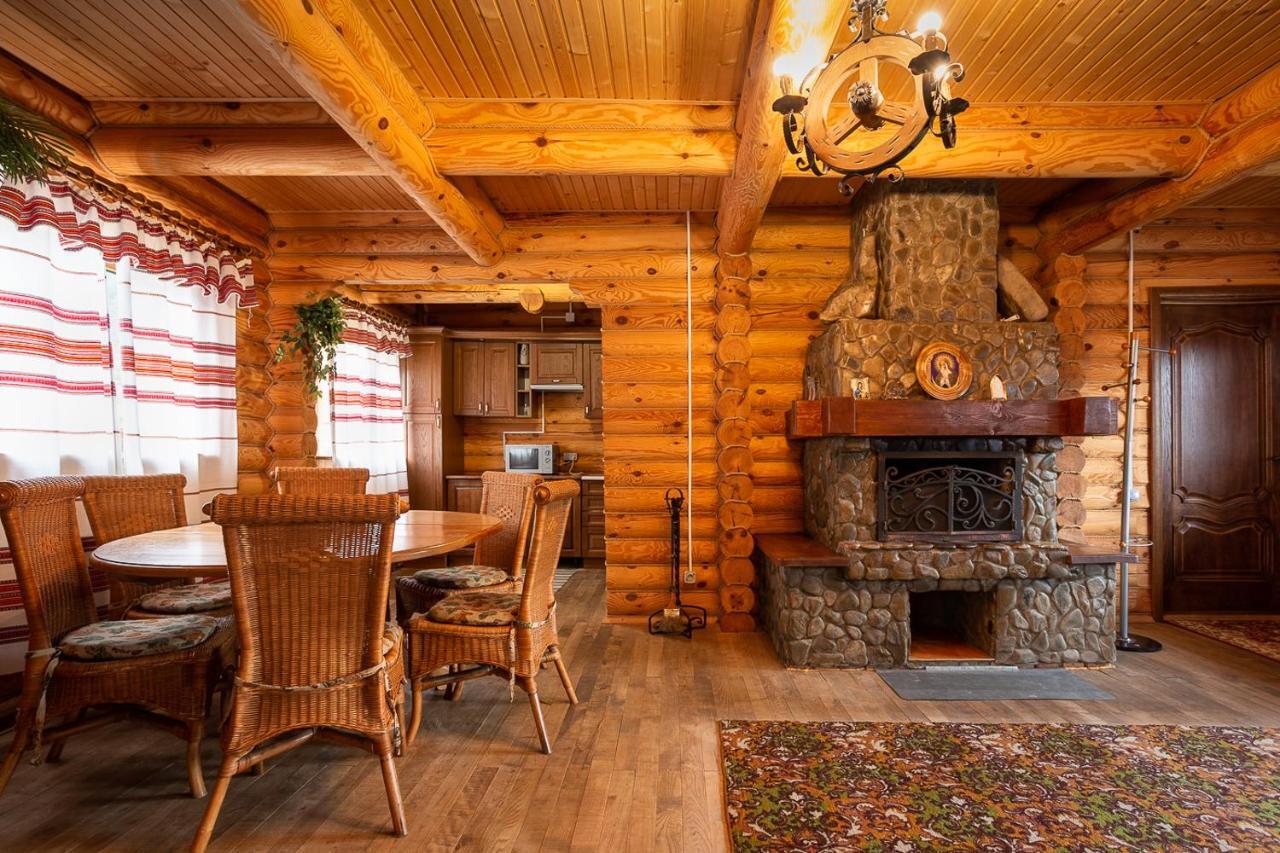 Gostynnyi Dvir Burkut Hotel Verkhovyna Buitenkant foto