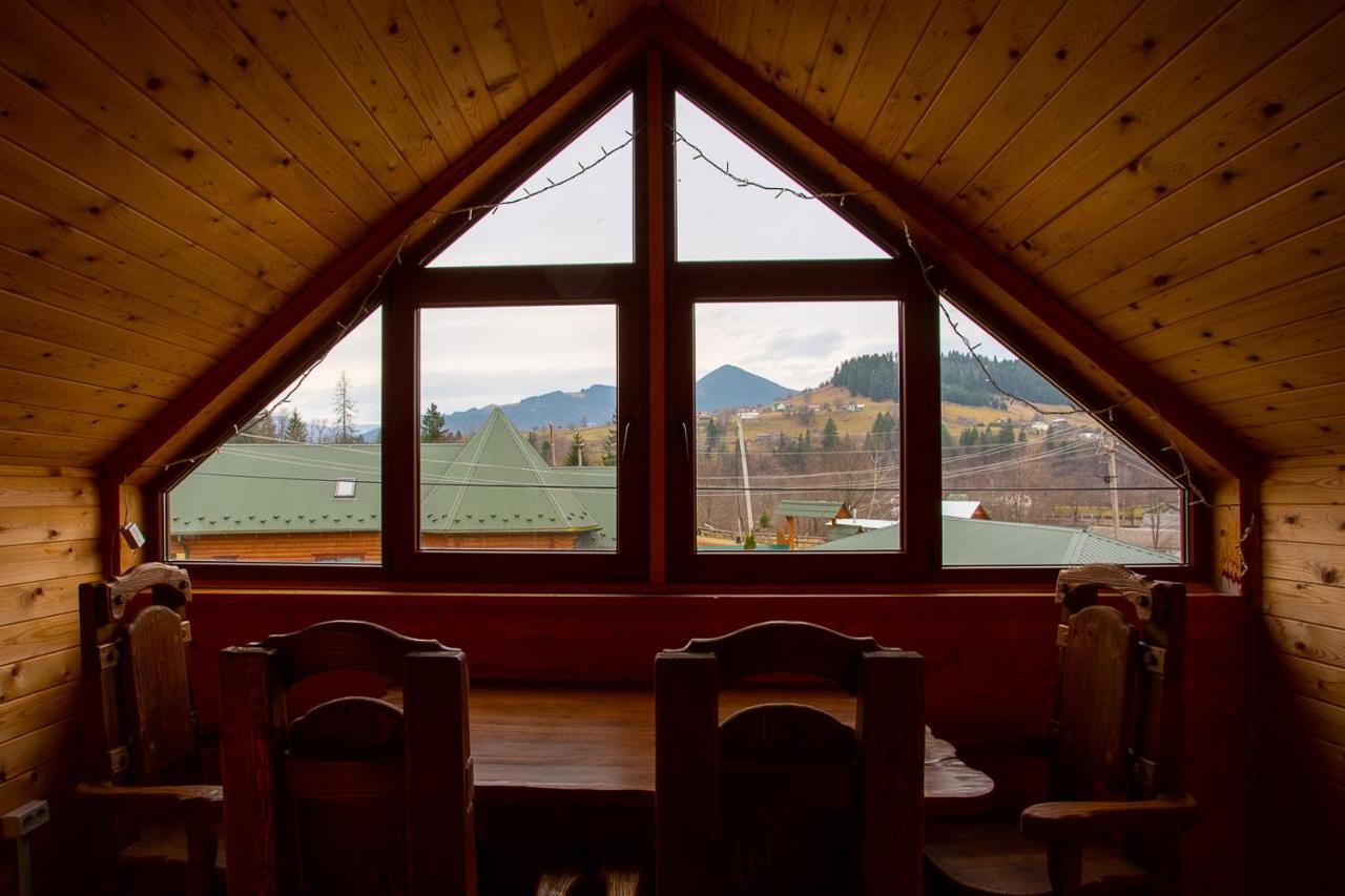 Gostynnyi Dvir Burkut Hotel Verkhovyna Buitenkant foto